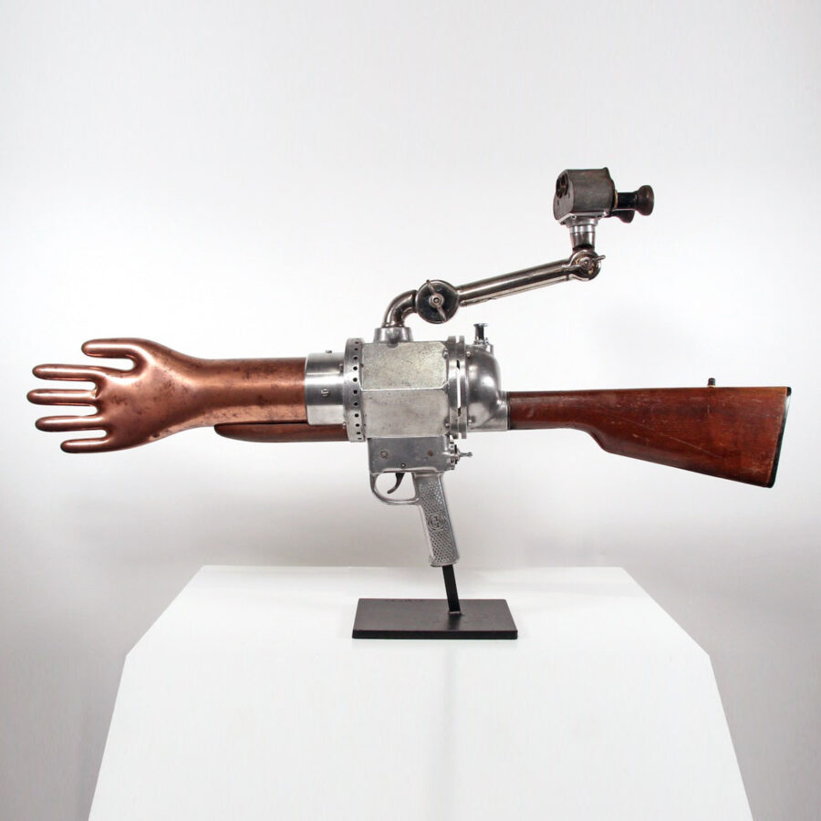 Hand Gun V4 - photo 1 of 4