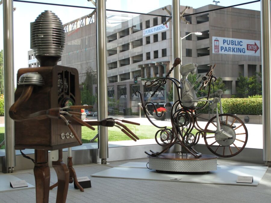 Solo Installation, Gallery 555, May 2010 - photo 7 of 14