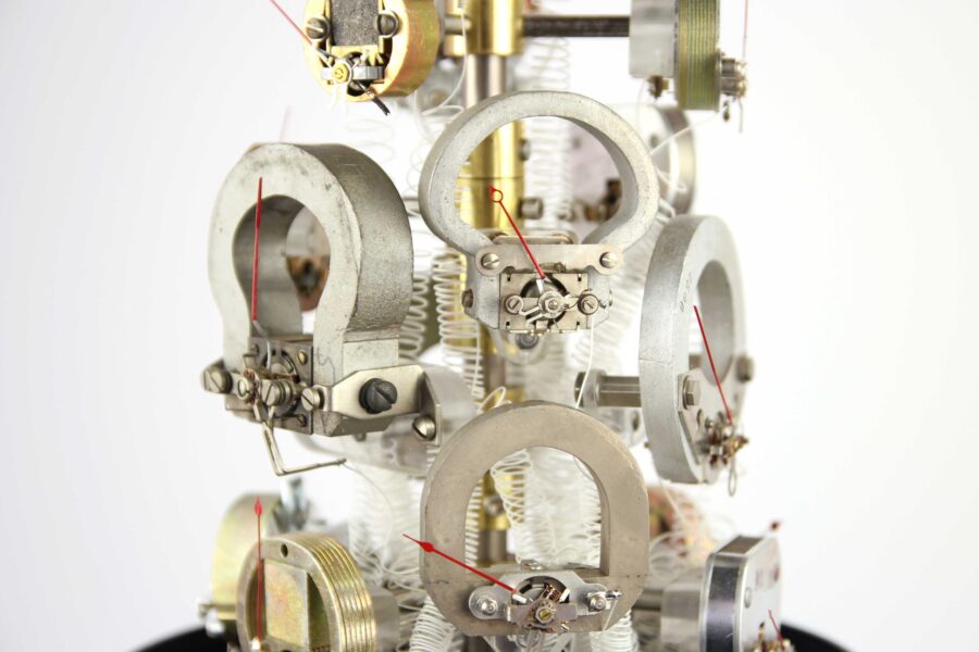De-Generate - photo 4 of 5, kinetic sculpture by Nemo Gould