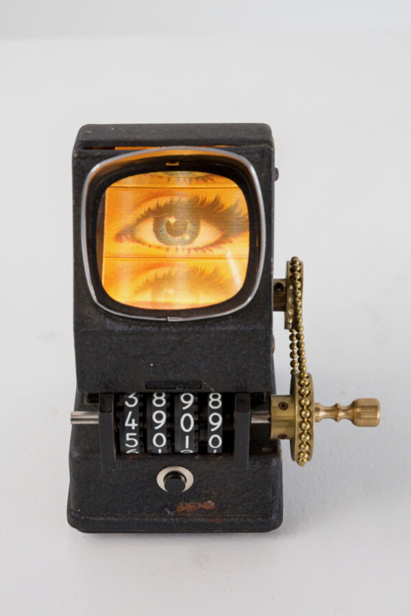 Viewmaster - photo 3 of 3, kinetic sculpture by Nemo Gould